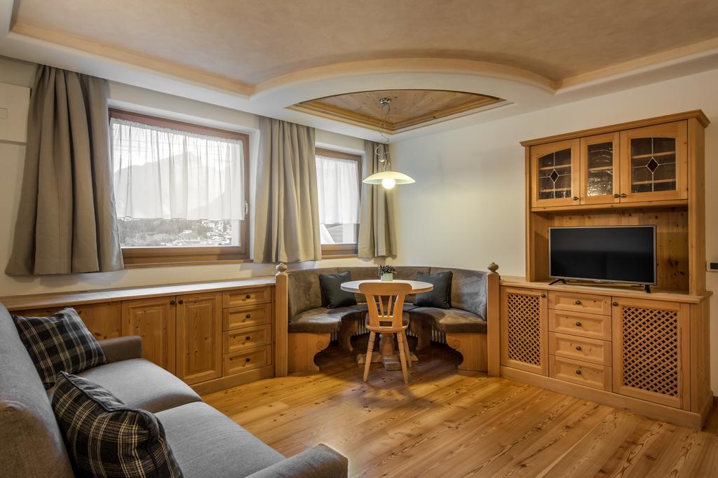 Chalet Prades Dolomiti Lodges La Villa  Værelse billede